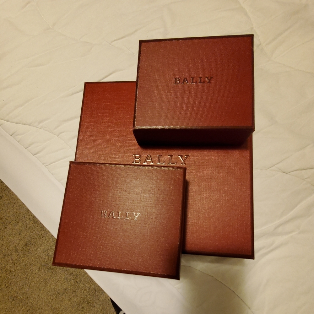 Bally Boxes Set Of 3 Two Wallet And A Large Size - image 1